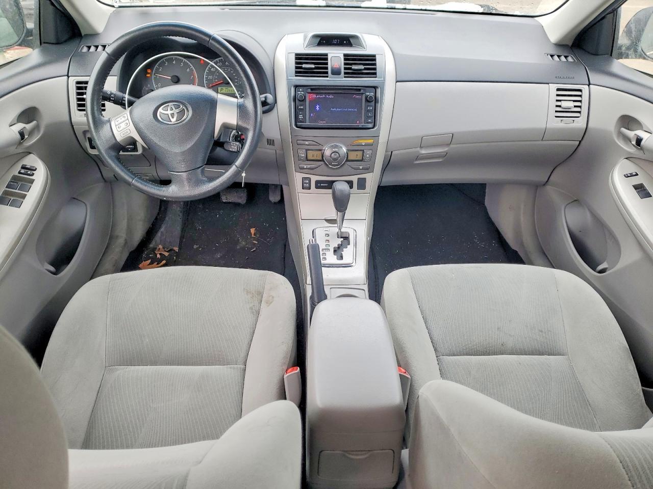 2013 TOYOTA COROLLA