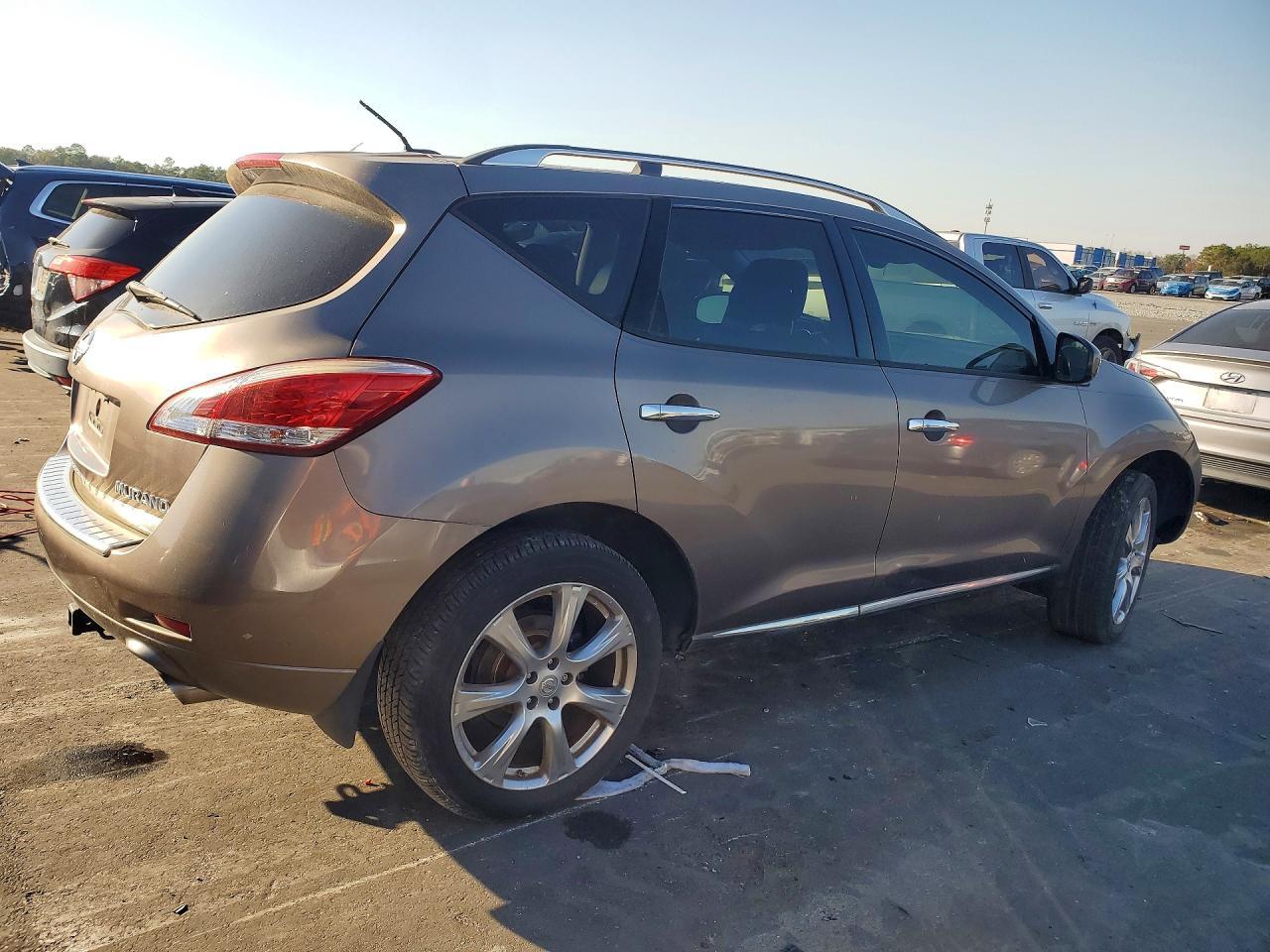 2014 NISSAN MURANO