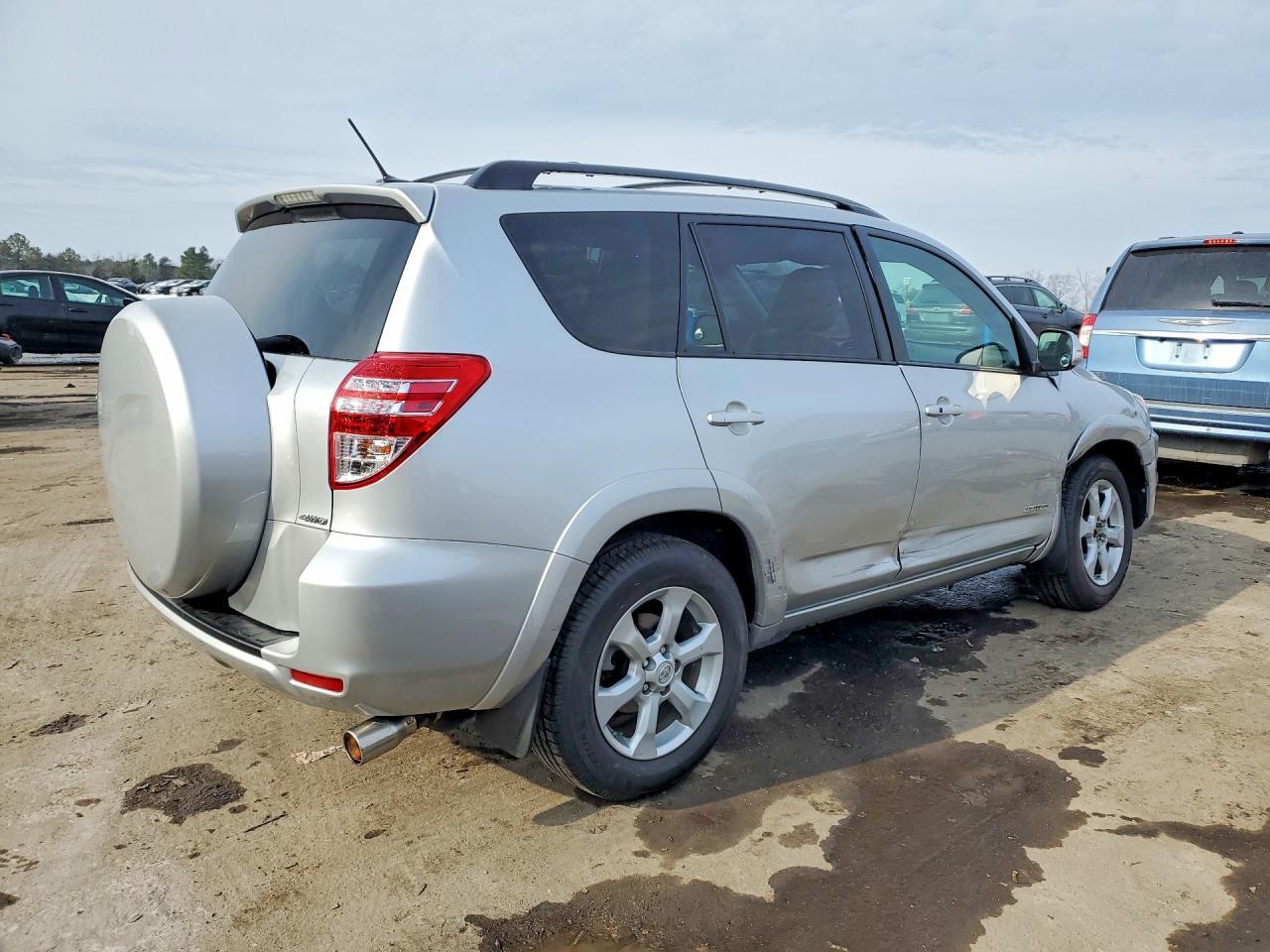2012 TOYOTA RAV4