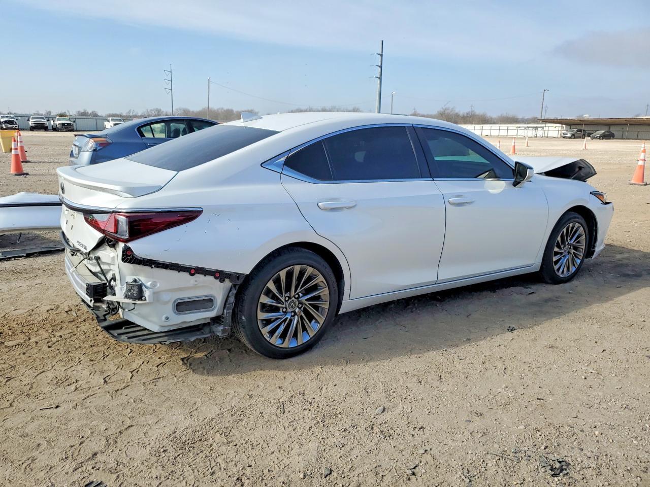 2024 LEXUS ES 300H