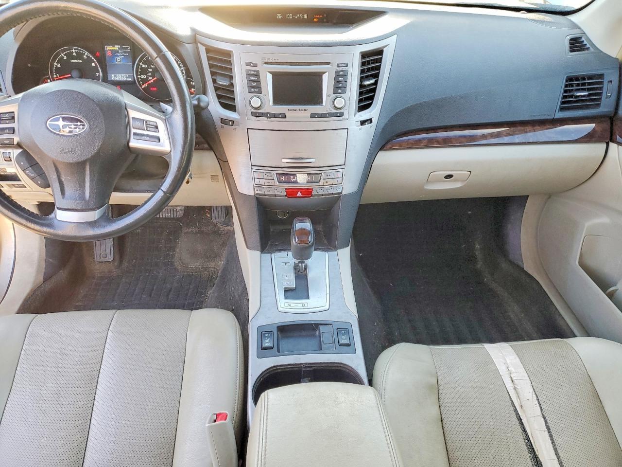 2014 SUBARU Legacy
