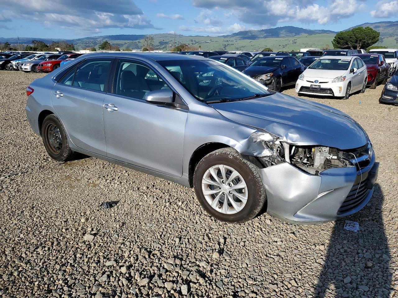2015 TOYOTA CAMRY
