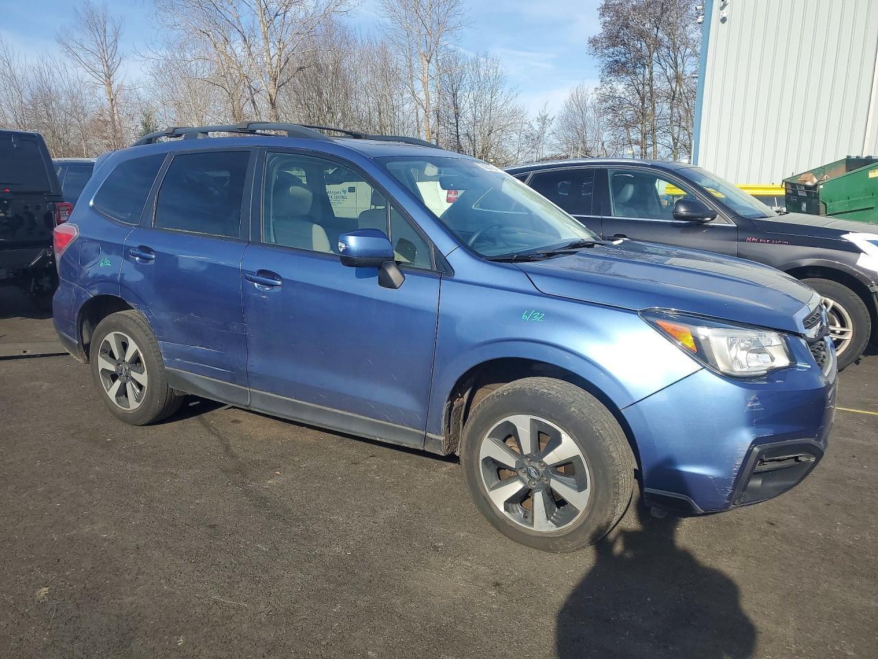 2017 SUBARU FORESTER