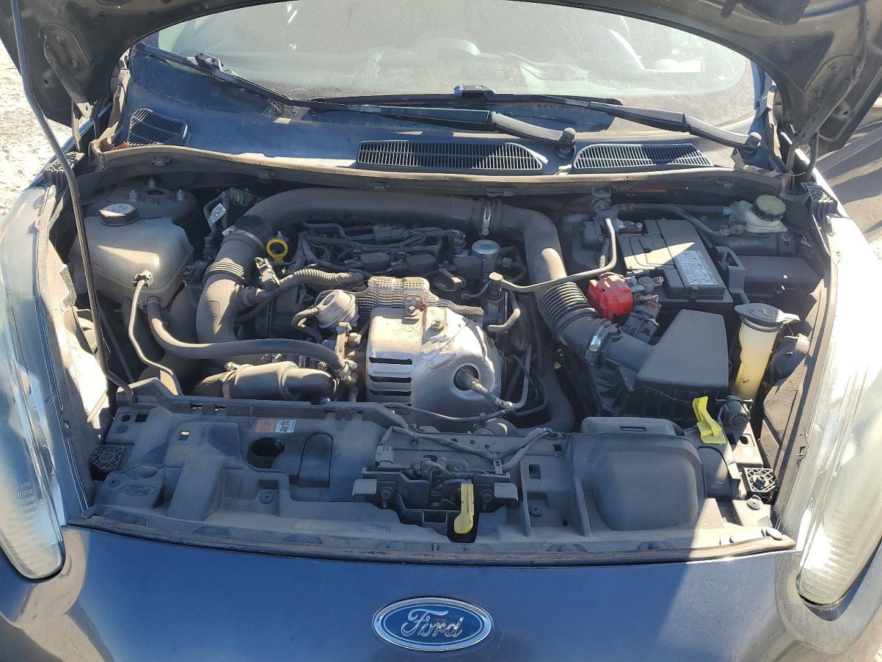 2016 FORD Fiesta