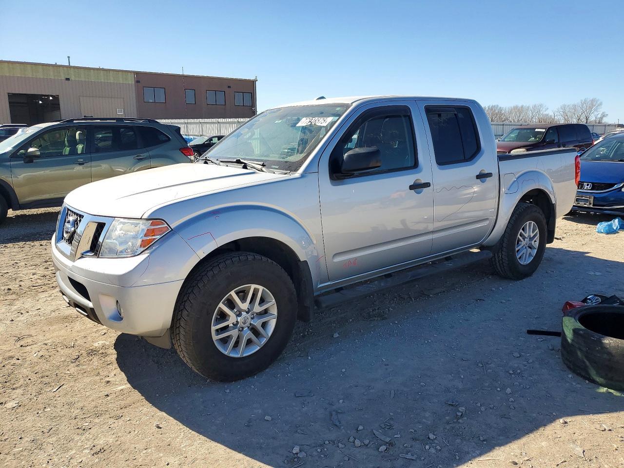 2014 NISSAN Frontier