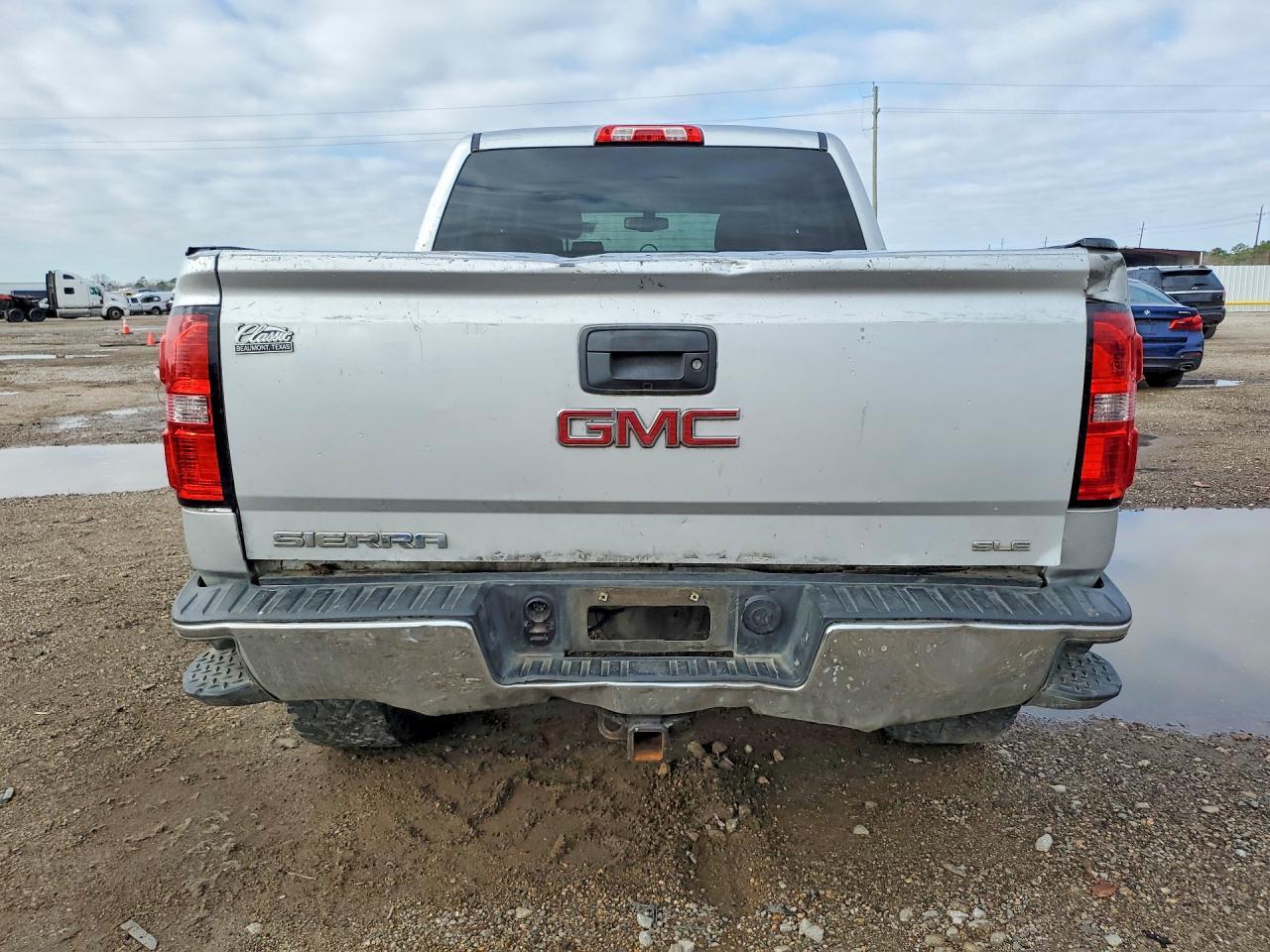 2015 GMC Sierra