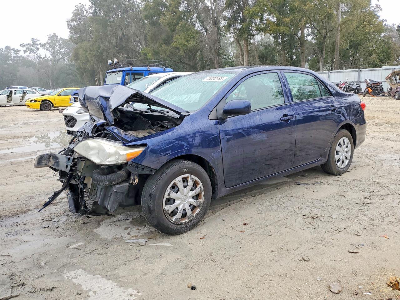 2013 TOYOTA COROLLA