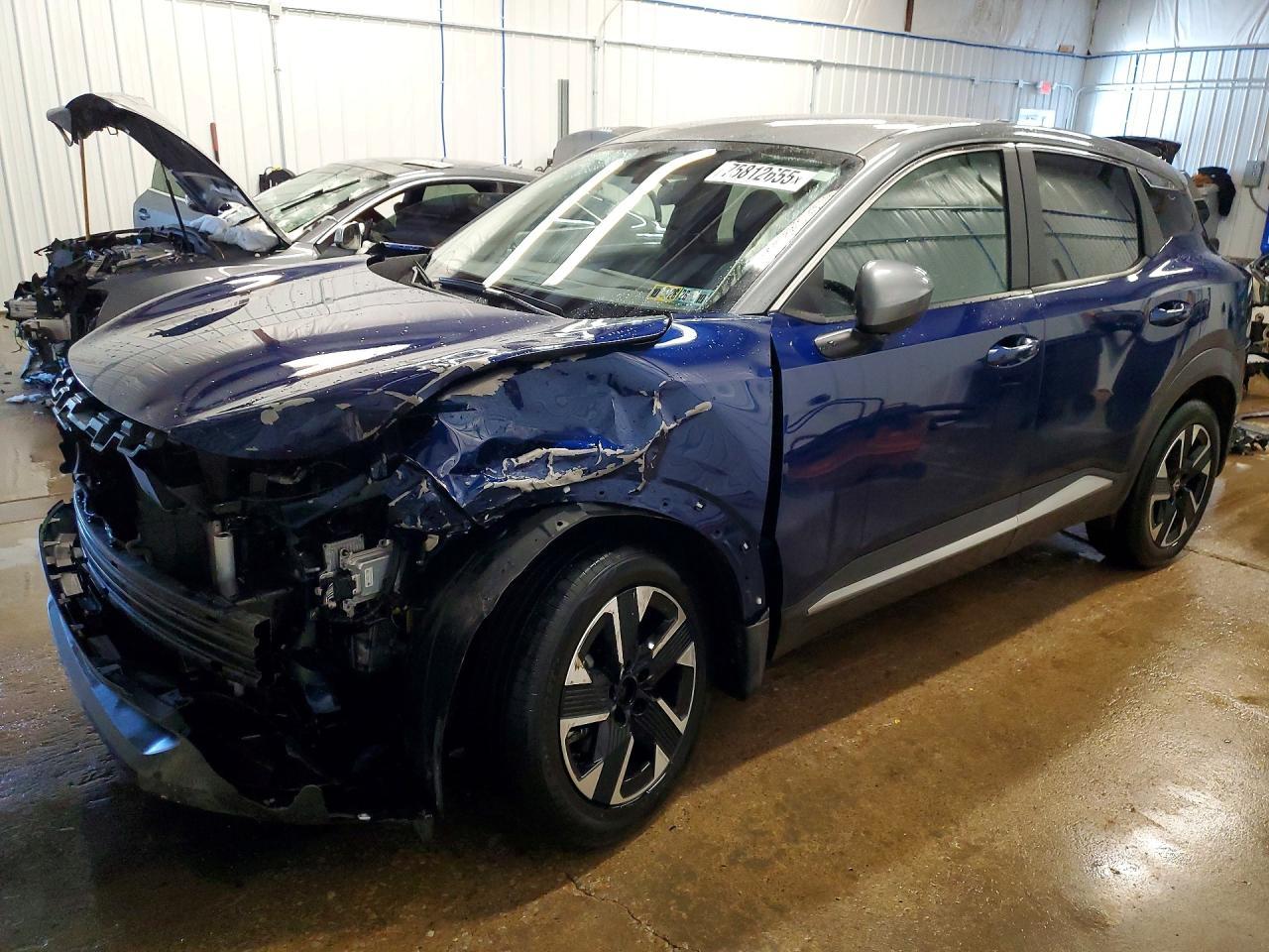 2025 NISSAN KICKS
