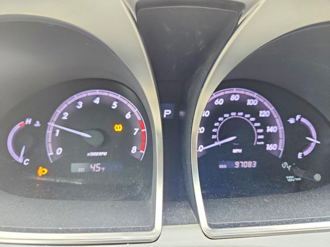 2011 TOYOTA Avalon