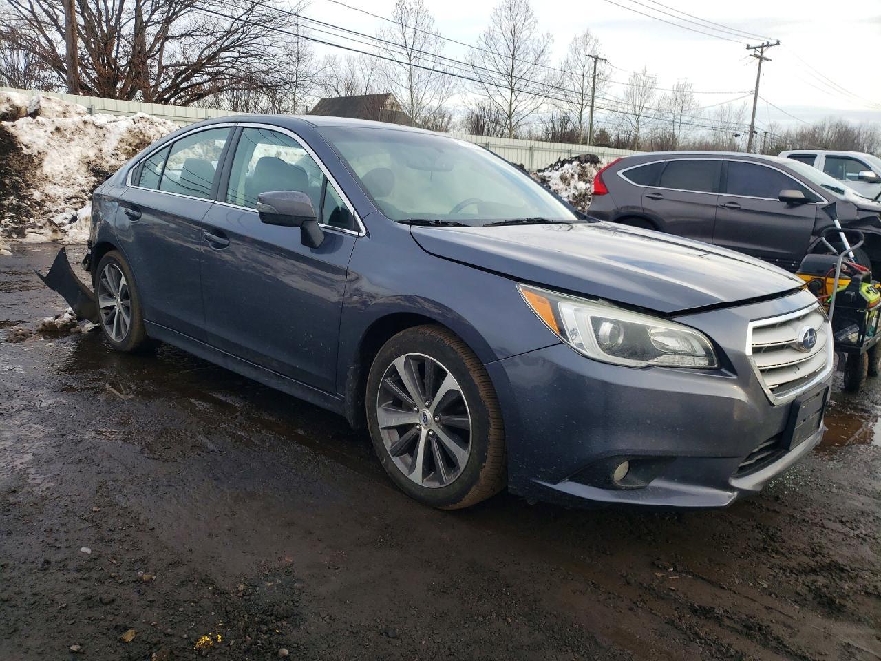 2016 SUBARU Legacy