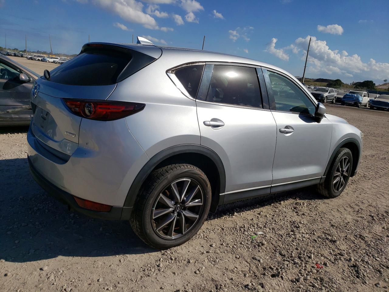 2017 MAZDA CX-5