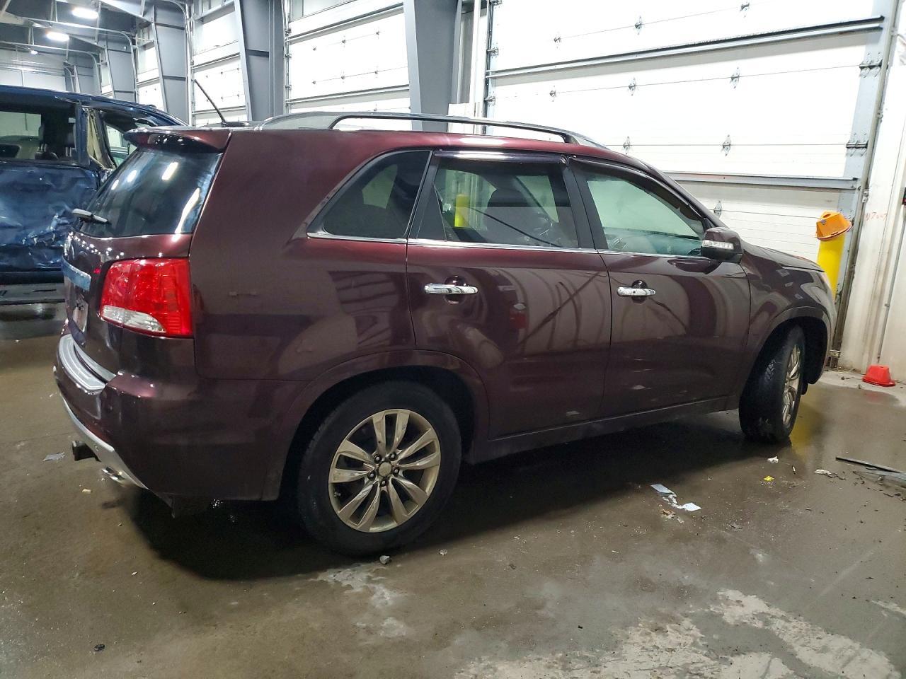 2013 KIA SORENTO