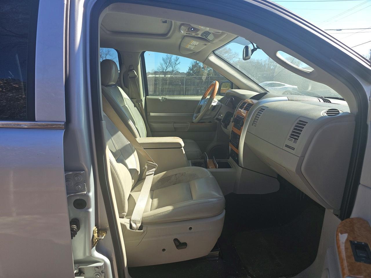 2007 CHRYSLER Aspen