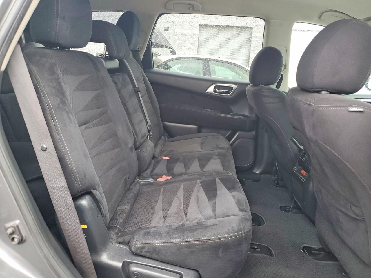 2016 NISSAN PATHFINDER