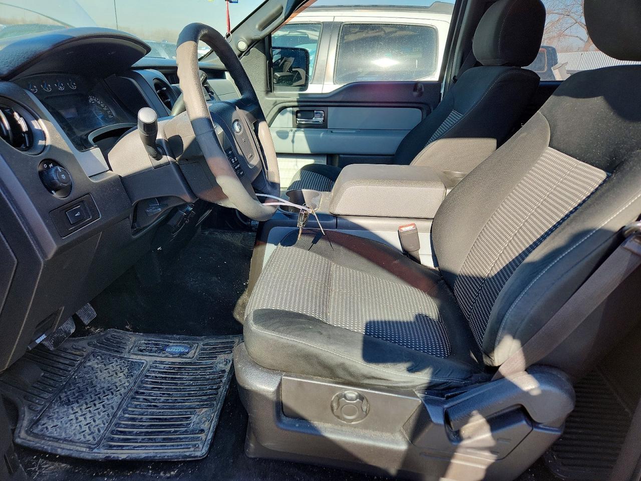2014 FORD F-150