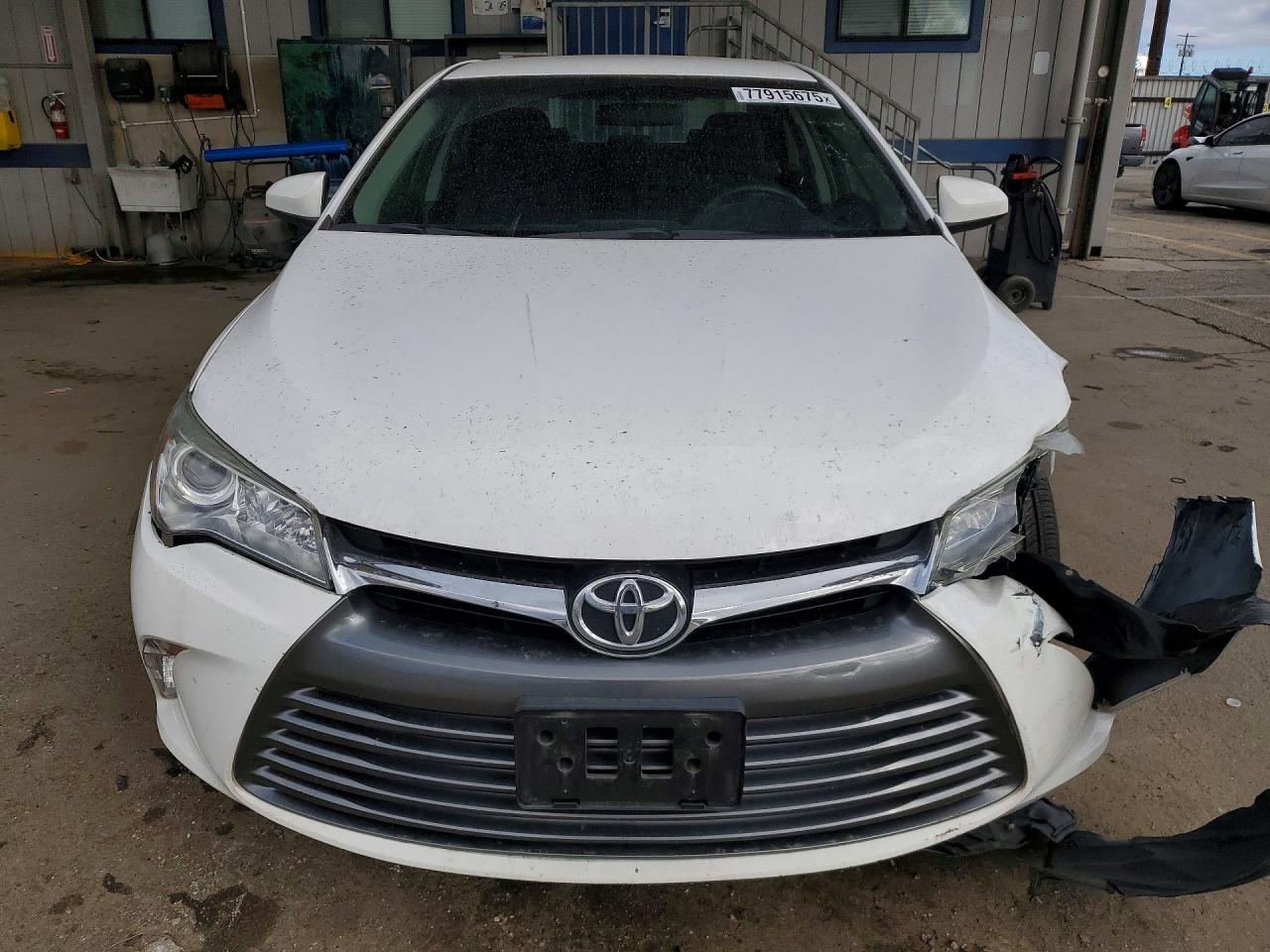 2017 TOYOTA CAMRY