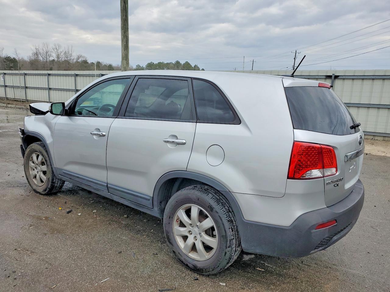 2011 KIA SORENTO