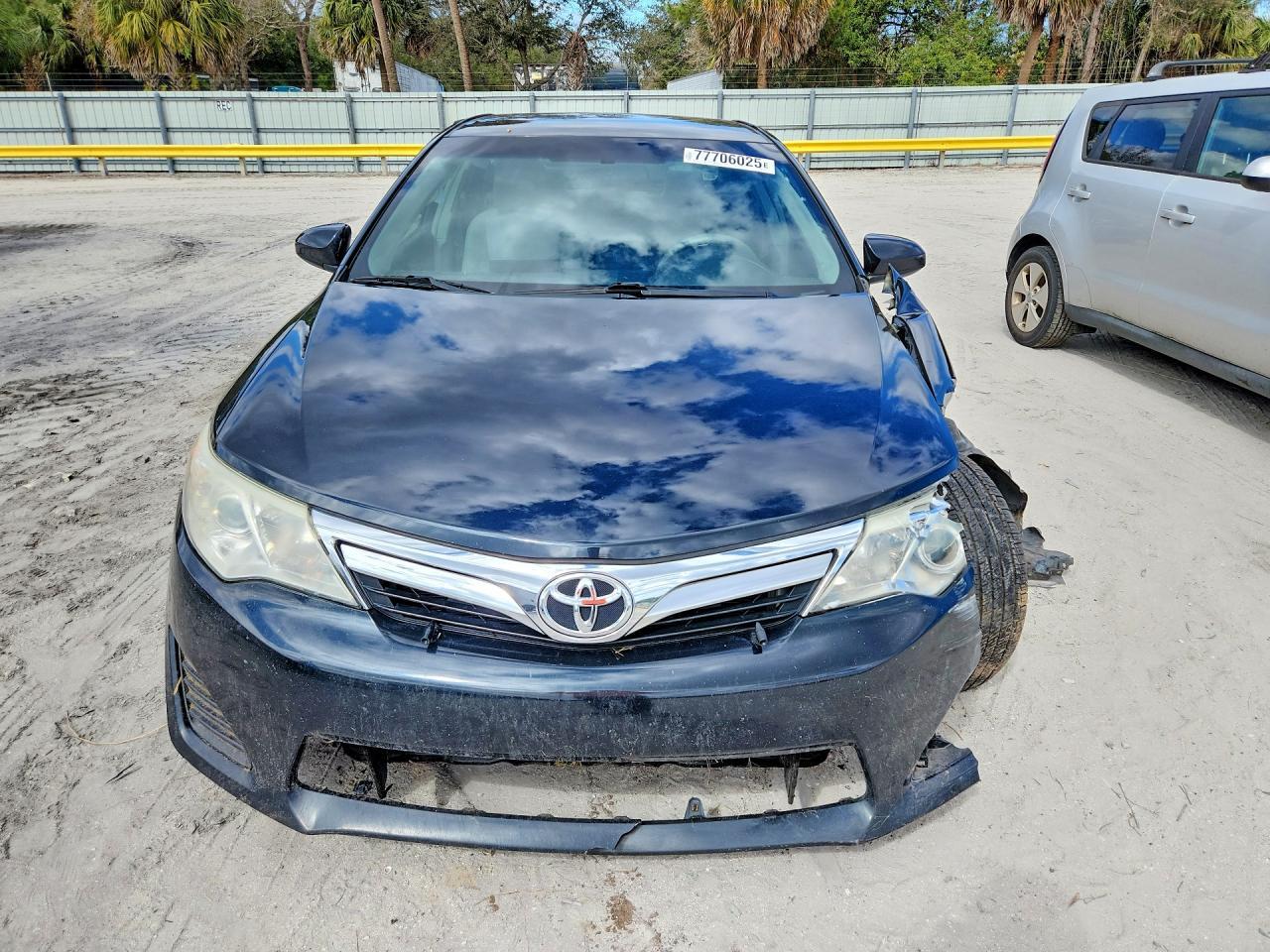 2012 TOYOTA CAMRY