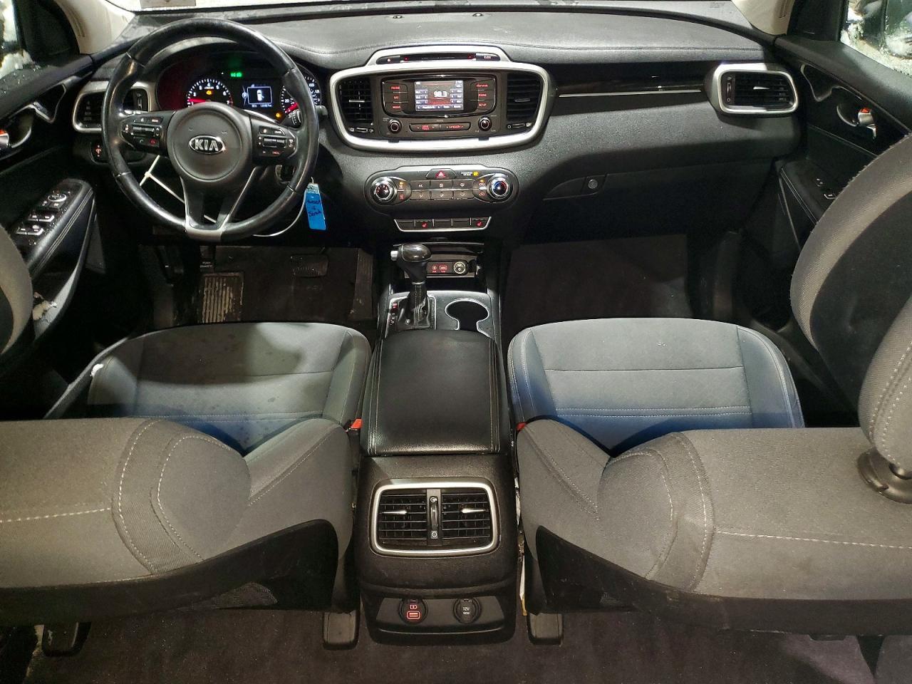 2016 KIA SORENTO