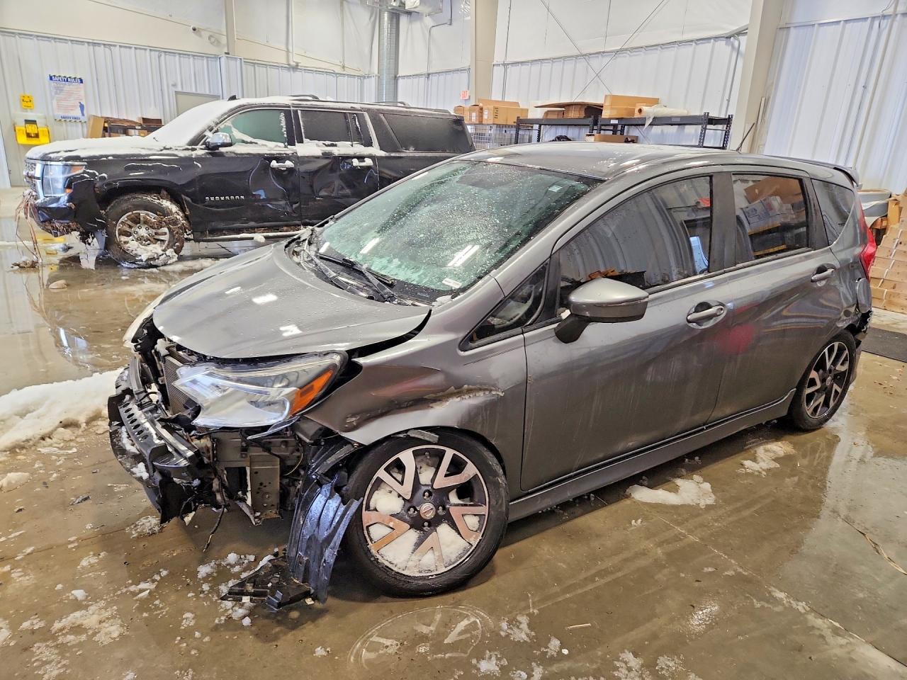 2016 NISSAN Versa Note