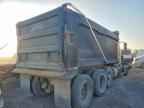 2015 MACK Gu713