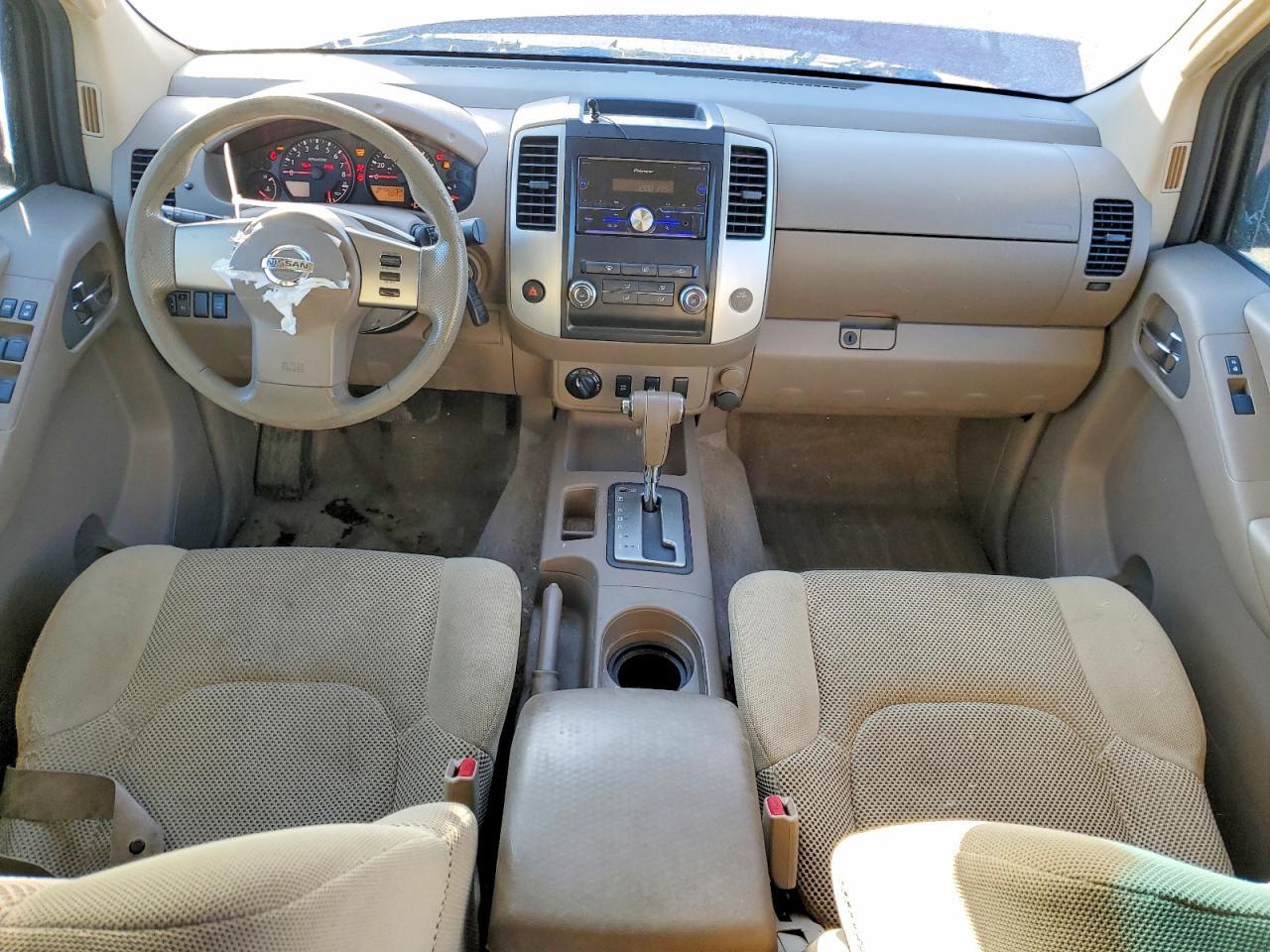 2010 NISSAN Frontier