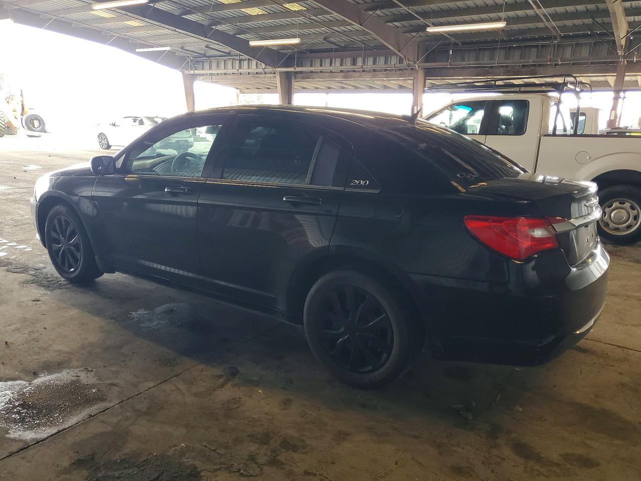 2012 CHRYSLER 200