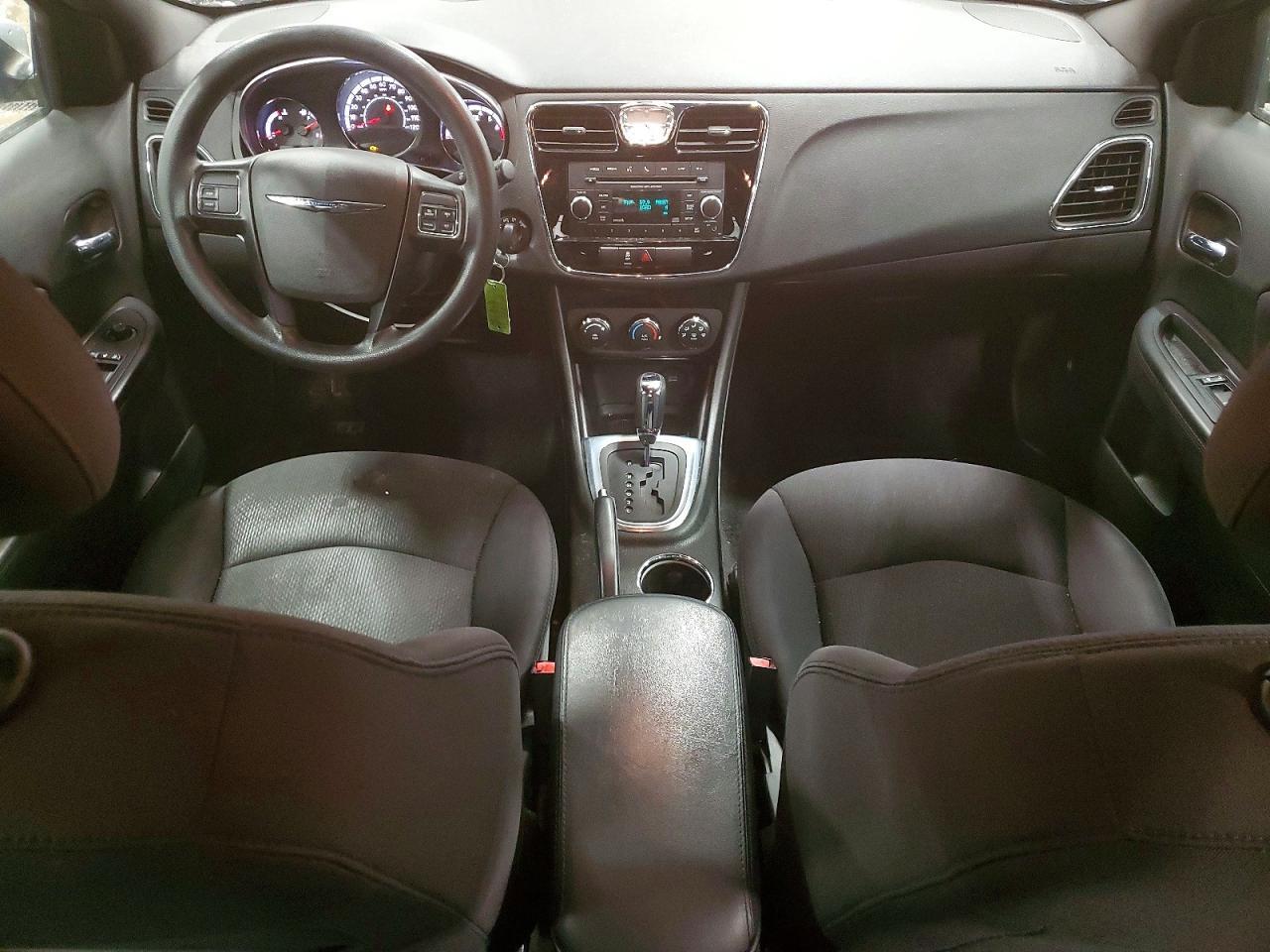 2013 CHRYSLER 200