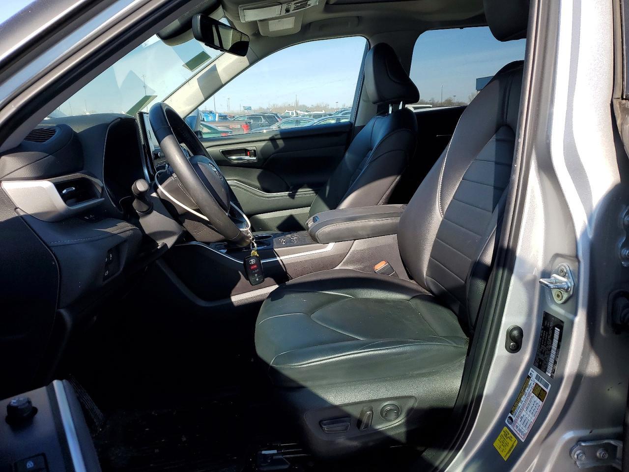 2024 TOYOTA HIGHLANDER