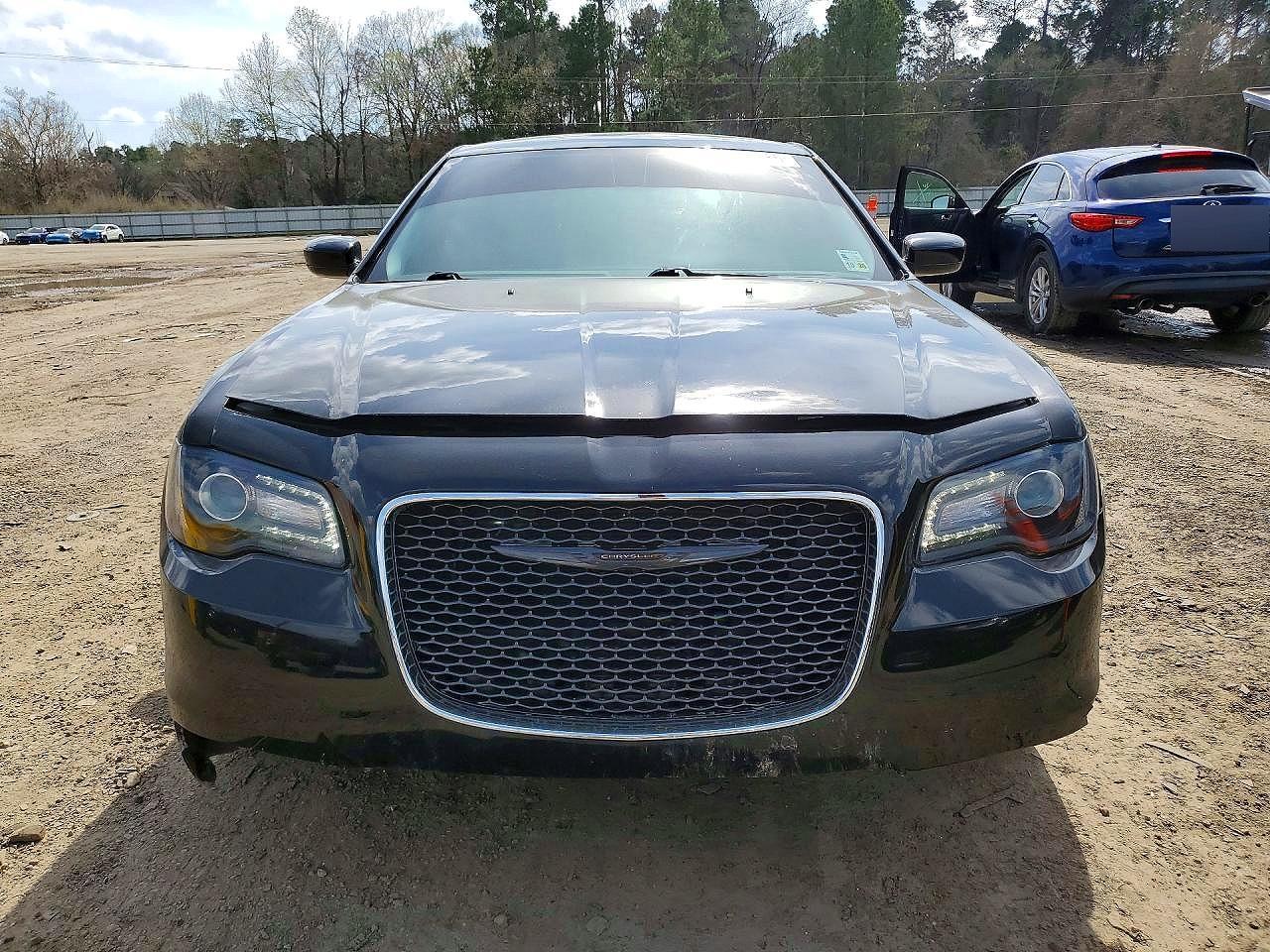2021 CHRYSLER 300
