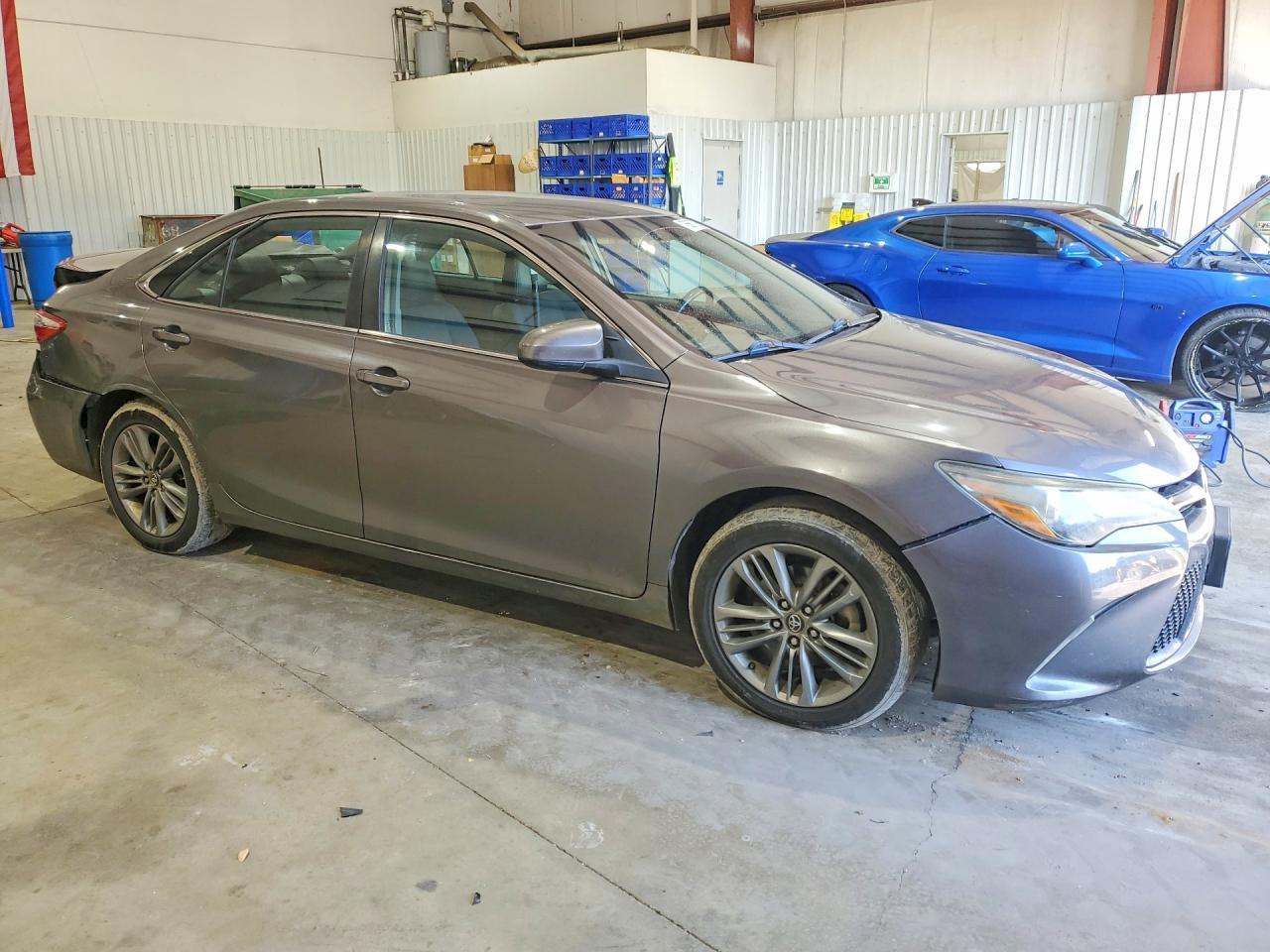 2016 TOYOTA CAMRY