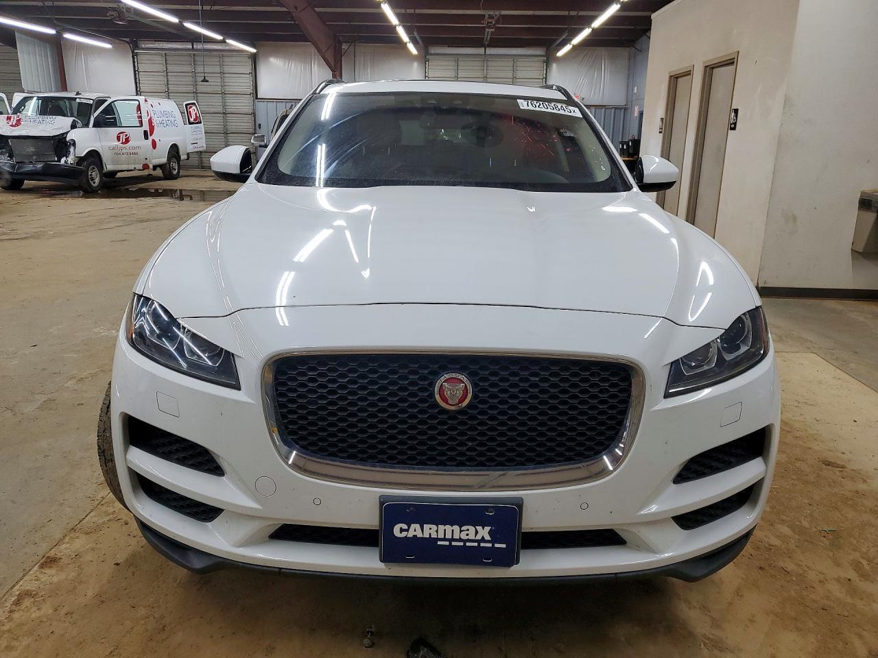 2018 JAGUAR F-Pace