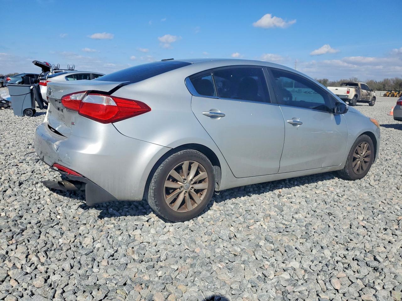 2015 KIA FORTE