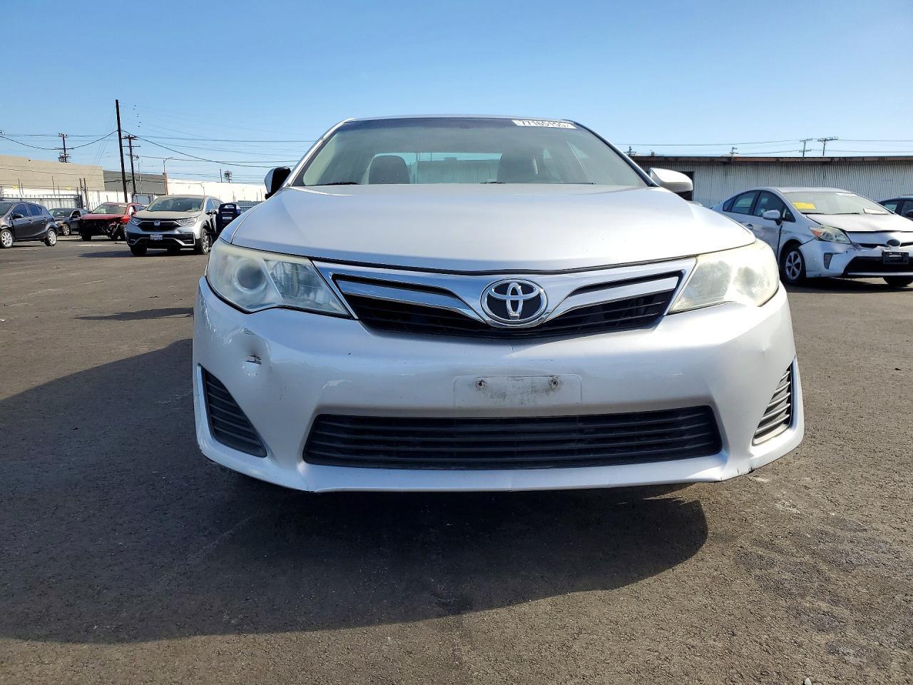 2014 TOYOTA CAMRY
