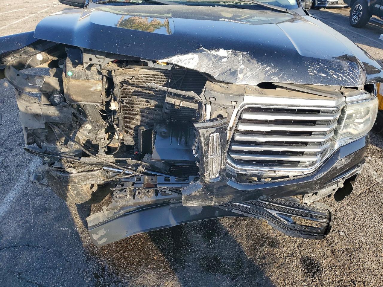 2016 LINCOLN Navigator