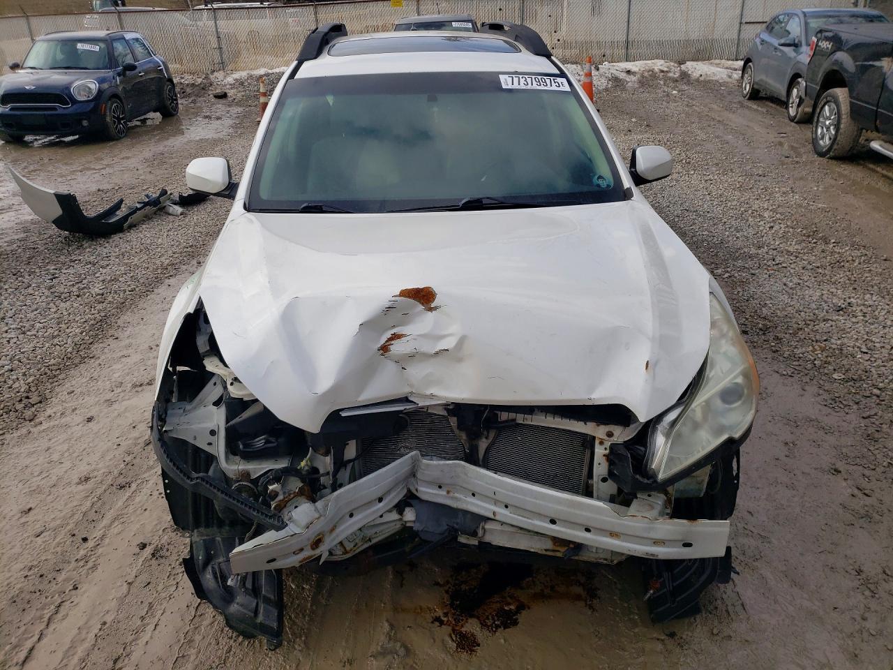 2014 SUBARU Outback