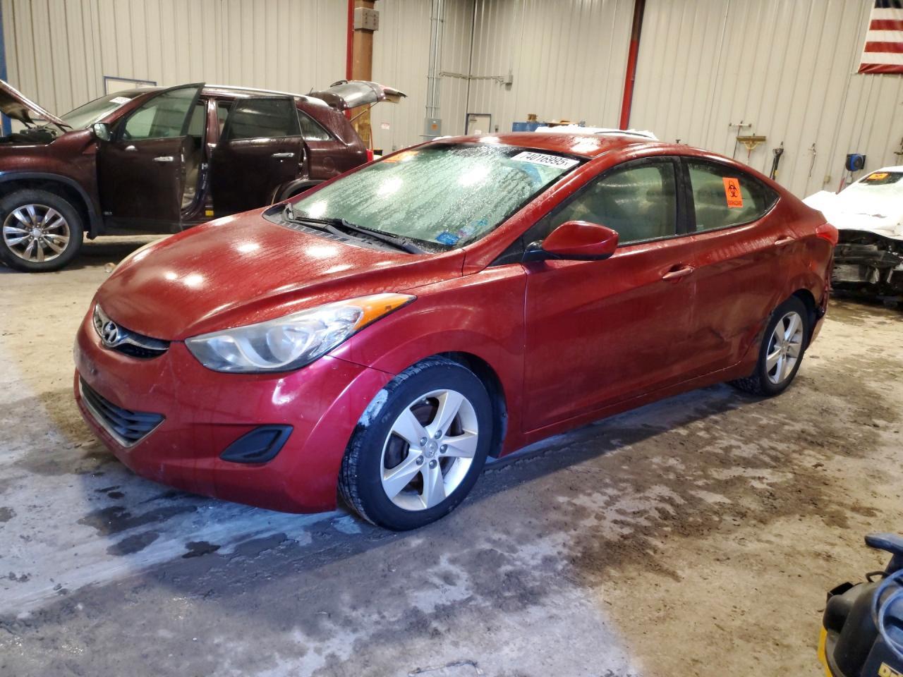 2013 HYUNDAI ELANTRA