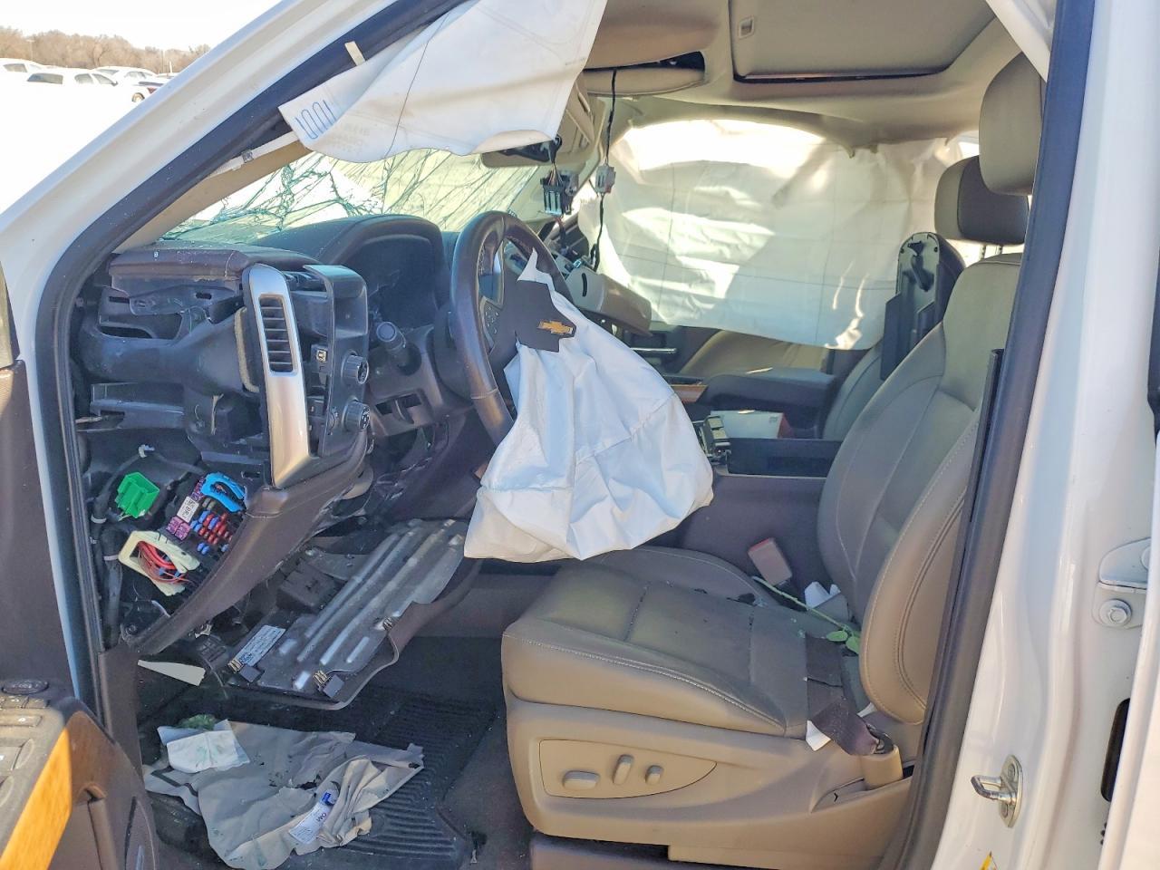 2018 CHEVROLET Silverado