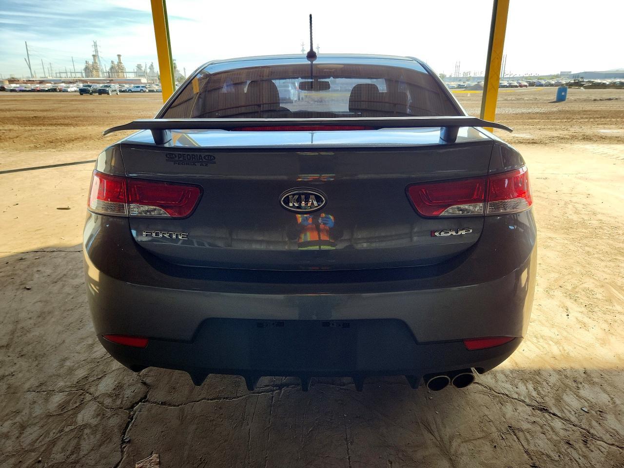 2013 KIA FORTE