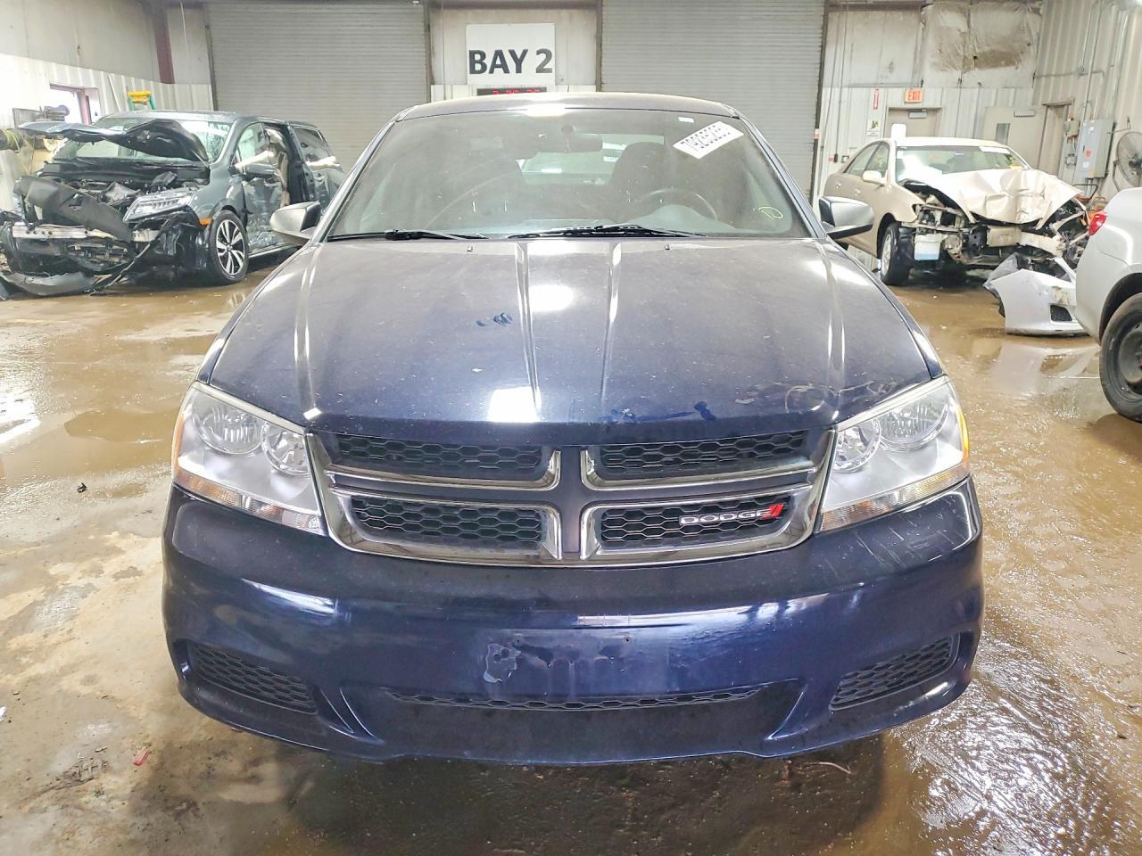 2013 DODGE Avenger