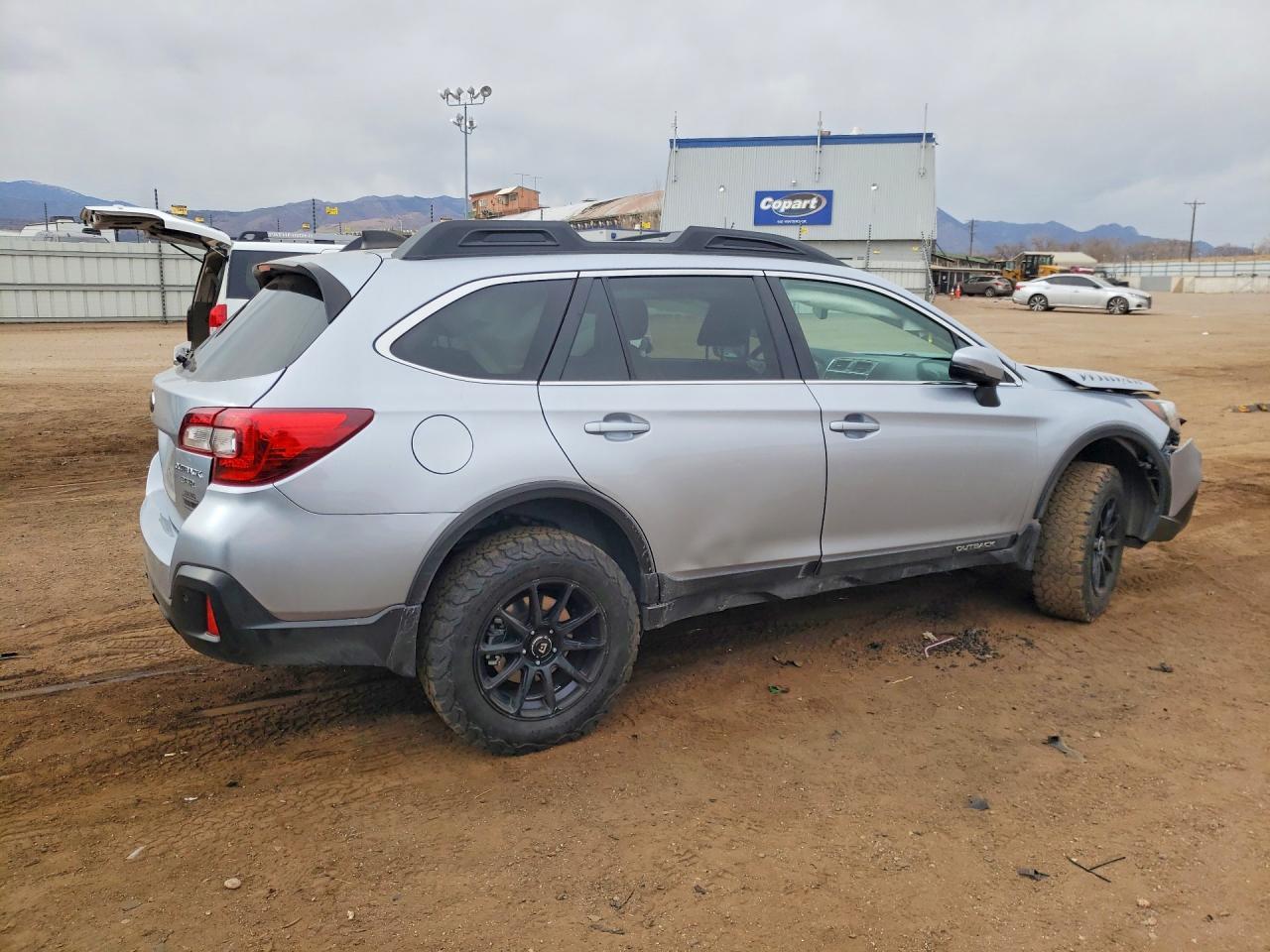 2019 SUBARU Outback