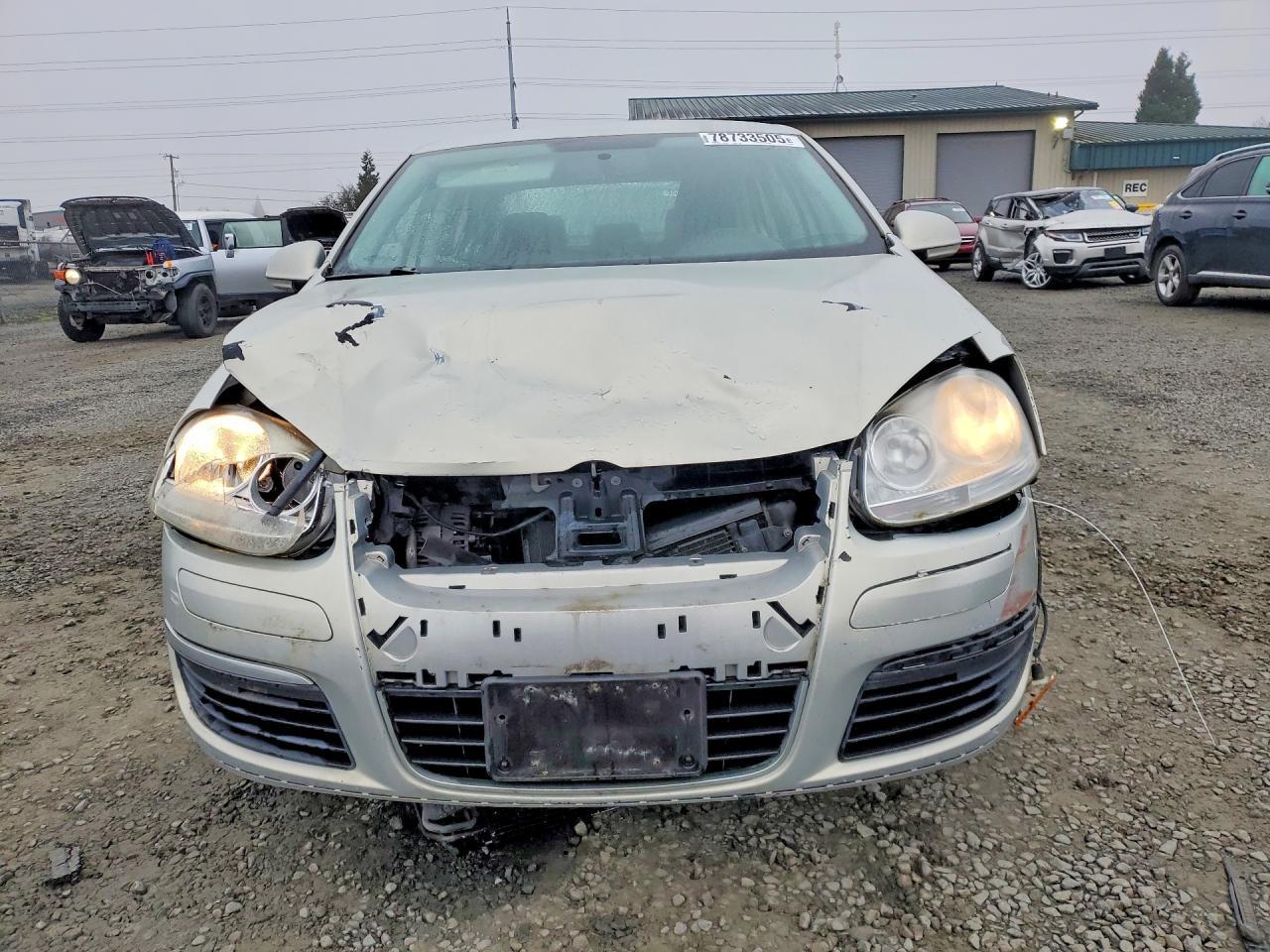 2010 VOLKSWAGEN JETTA