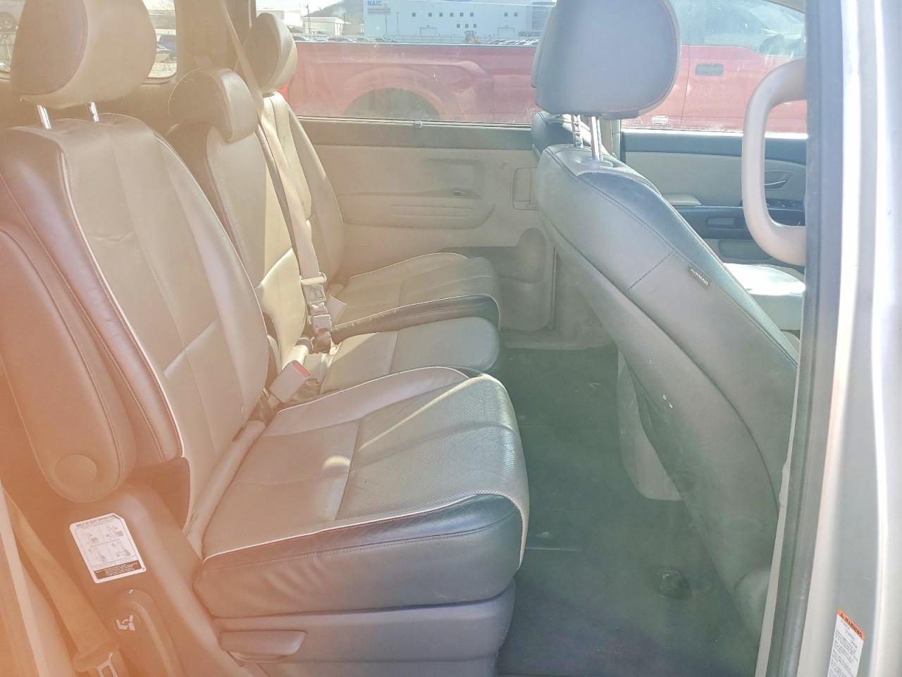 2017 KIA SEDONA