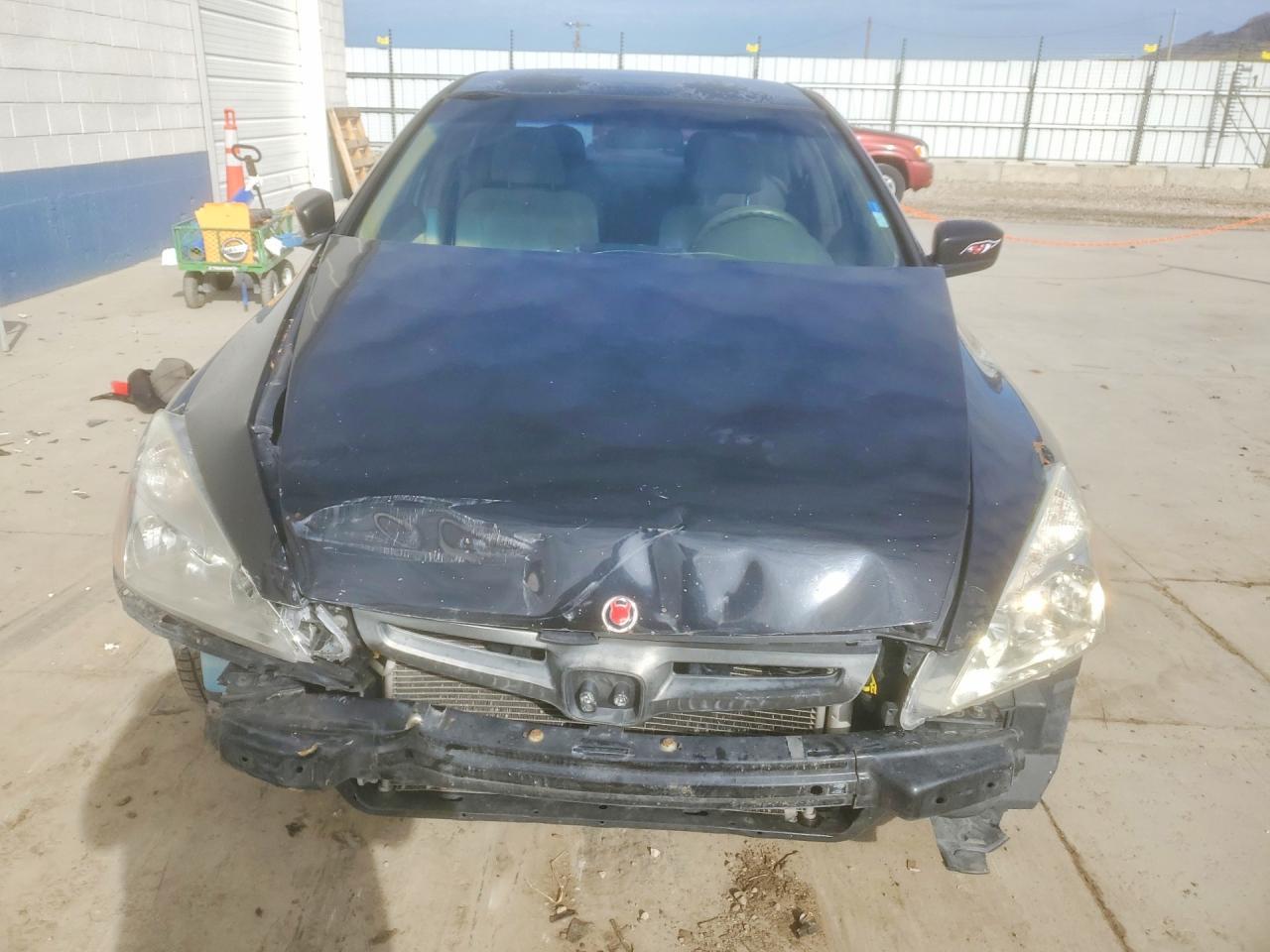 2004 HONDA ACCORD