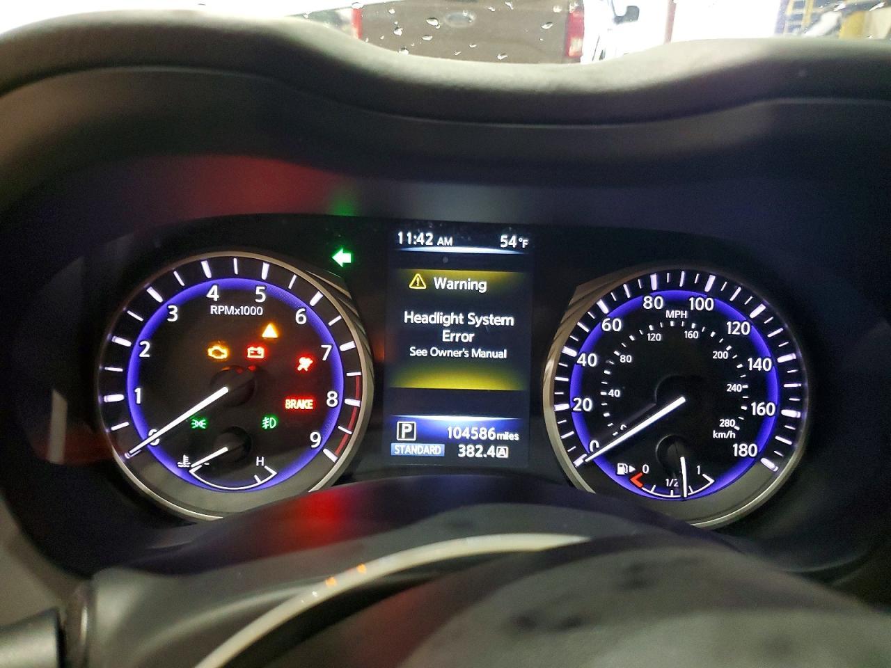 2015 INFINITI Q50