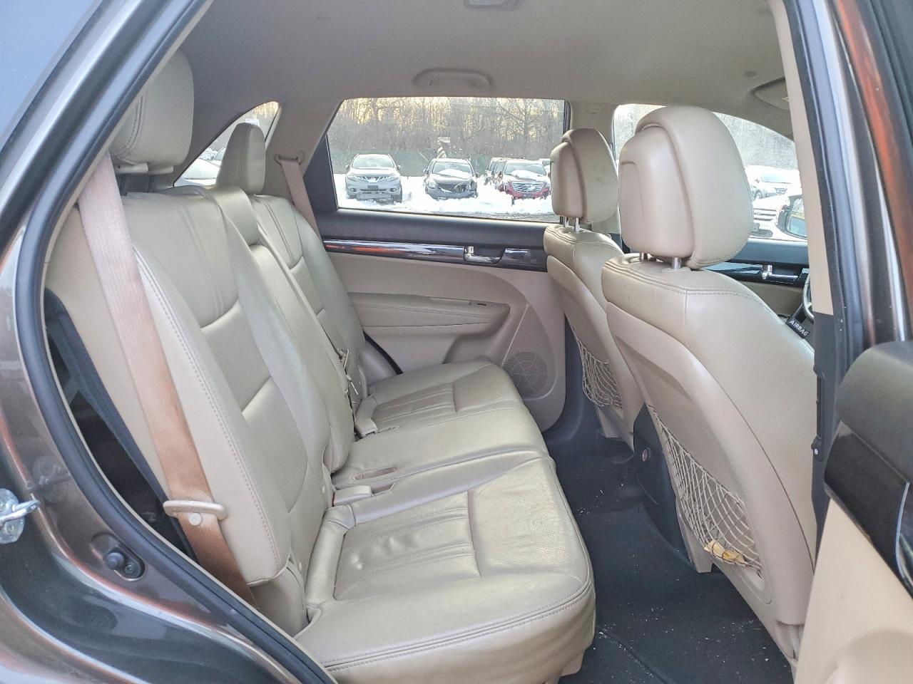 2013 KIA SORENTO