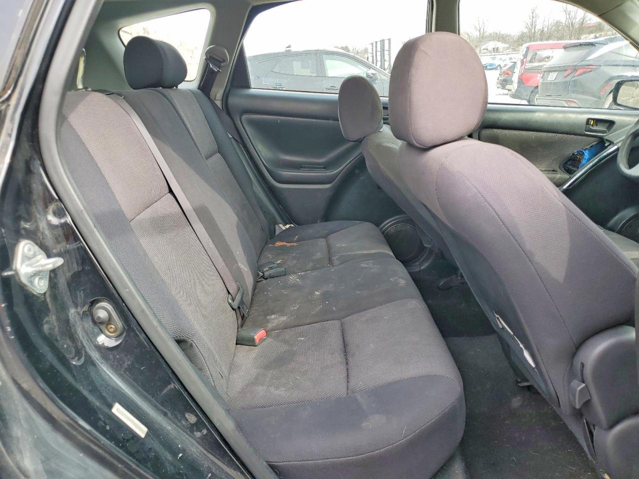 2004 PONTIAC VIBE