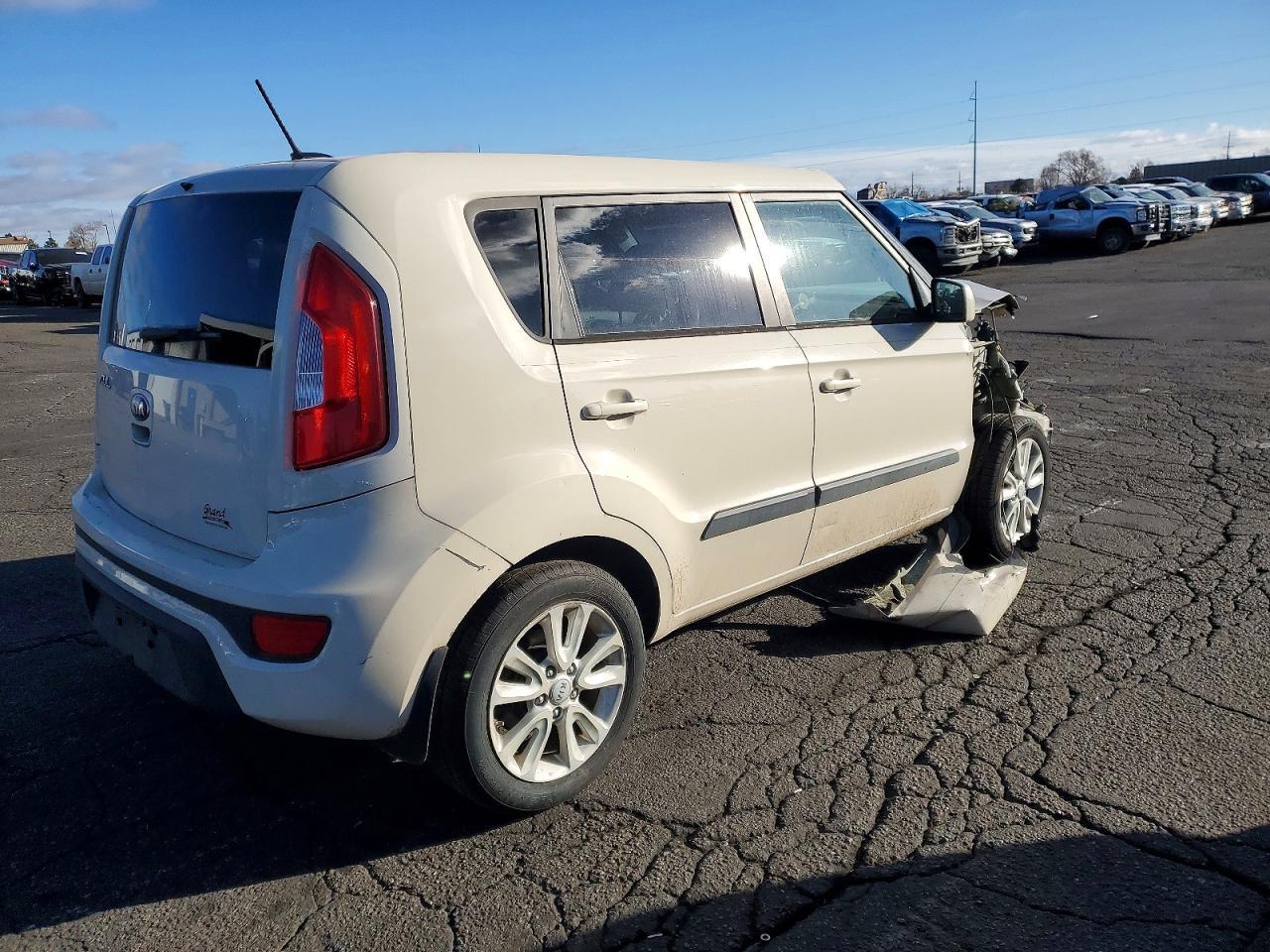 2013 KIA SOUL