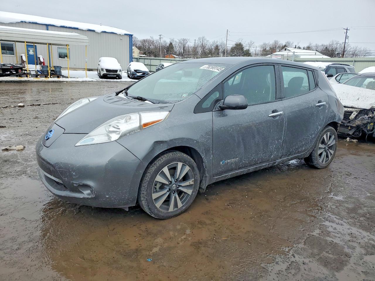 2017 NISSAN LEAF
