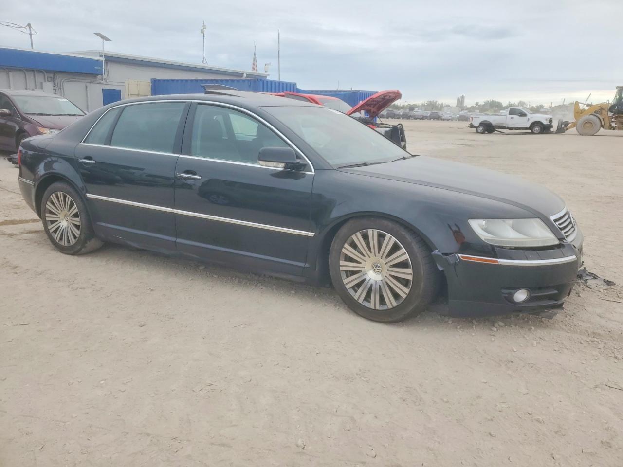 2005 VOLKSWAGEN Phaeton